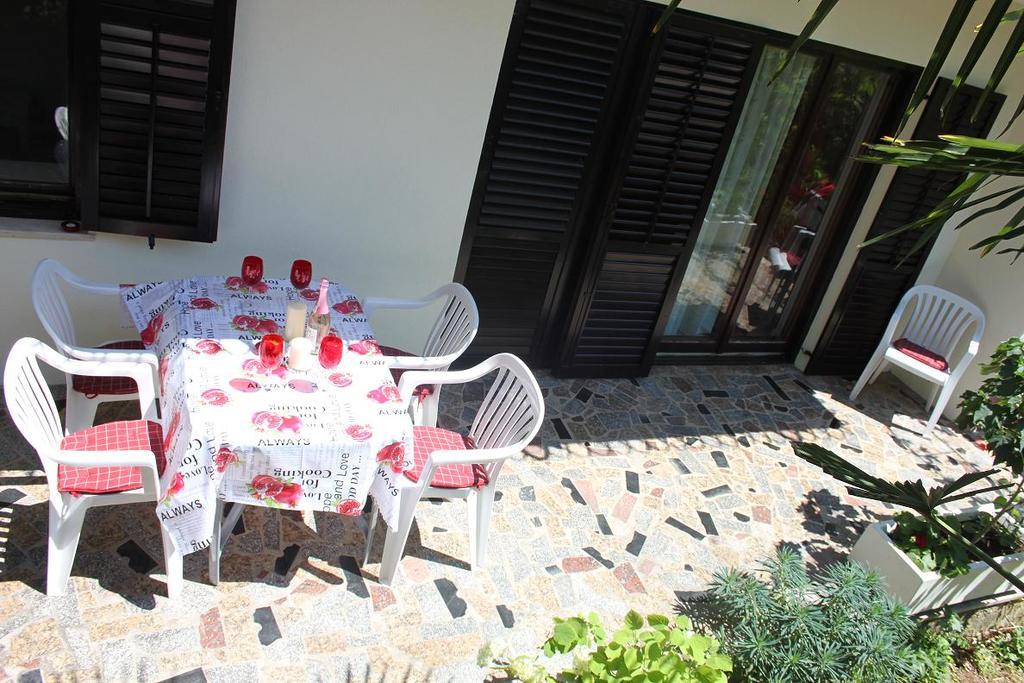 Apartment Jasna โปเรช ภายนอก รูปภาพ