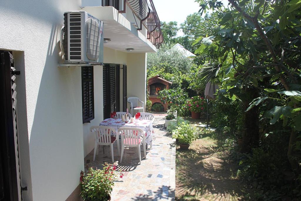 Apartment Jasna โปเรช ภายนอก รูปภาพ